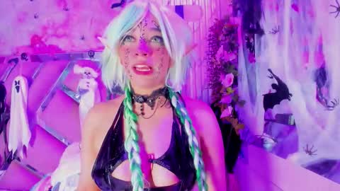 Snapshot of akane_hikari_ chatting on 11.07.25 akane hikari online show from 11.07.25