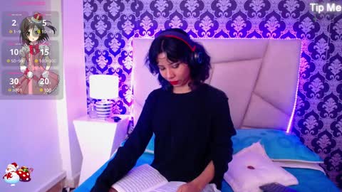 Snapshot of akane_uwu chatting on 12.08.24 A K A N E  U W U online show from 12.08.24