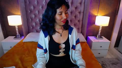 Snapshot of akane_uwu chatting on 03.07.25 A K A N E  U W U online show from 03.07.25