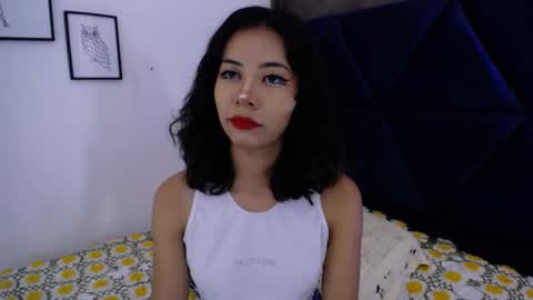 Snapshot of akane_uwu chatting on 10.08.25 A K A N E  U W U online show from 10.08.25
