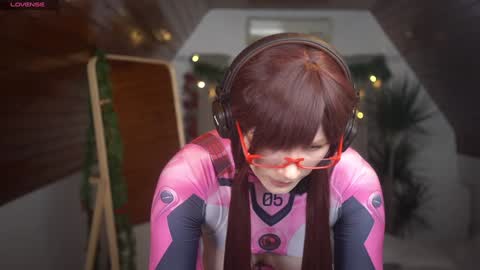 Akaneiro online show from 12.20.24