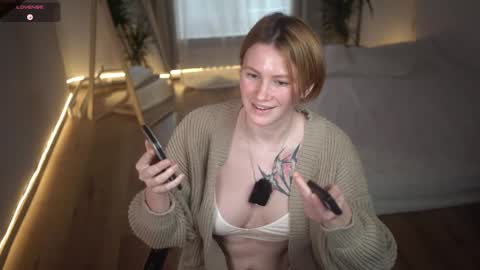 Akaneiro online show from 01.07.25