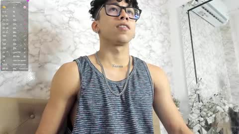akazaboy online show from 12.12.24