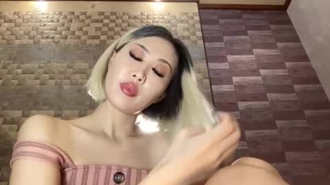 Akemi online show from 09.30.25