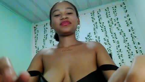 Snapshot of akemy_saunderz chatting on 06.03.26 akemy_saunderz online show from 06.03.26