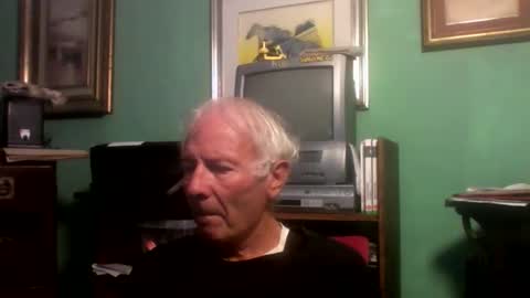 Snapshot of akhar chatting on 10.20.25 akhar online show from 10.20.25