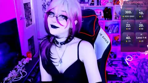 Aki online show from 04.21.26