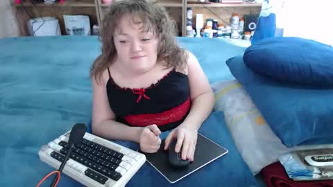 Natalie online show from 09.20.25