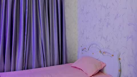 Kim online show from 11.26.25