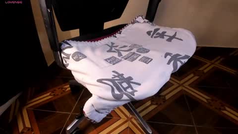 Snapshot of akira_tattoo chatting on 04.26.26 Akira online show from 04.26.26