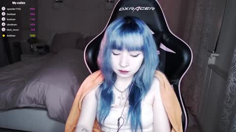 akirahartyx online show from 01.09.25