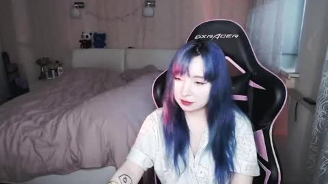 akirahartyx online show from 05.23.26