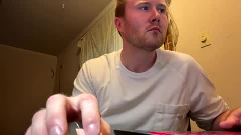 Snapshot of al4759 chatting on 09.28.25 Al online show from 09.28.25