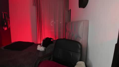 Snapshot of ala_ha_ chatting on 09.23.25 Ander uwu online show from 09.23.25