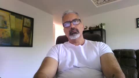 Snapshot of aladdin31673 chatting on 05.23.26 aladdin31673 online show from 05.23.26