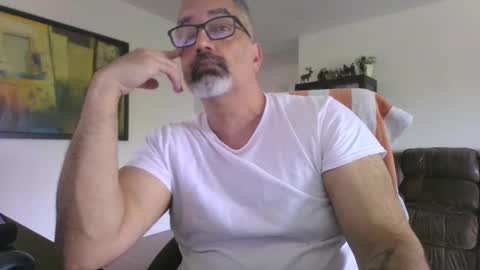 Snapshot of aladdin31673 chatting on 05.24.26 aladdin31673 online show from 05.24.26