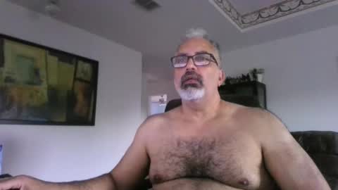 Snapshot of aladdin31673 chatting on 05.28.26 aladdin31673 online show from 05.28.26