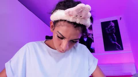 Alahia Rodriguez online show from 11.28.25