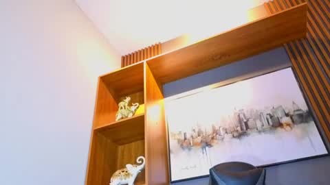 Alahia Rodriguez online show from 05.12.26