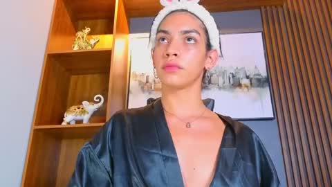 Alahia Rodriguez online show from 05.21.26