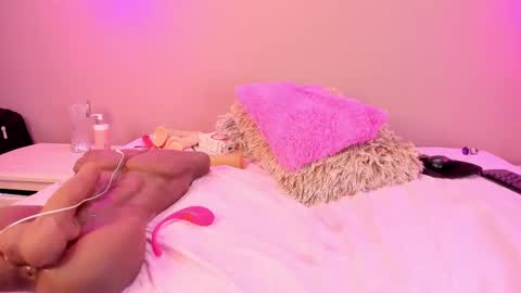 Alahia  online show from 01.15.25