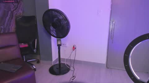 ALAHIA online show from 11.11.25