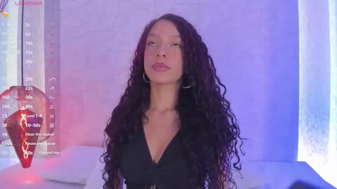 Alahia online show from 12.04.25