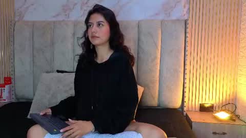 alahiasweet1 online show from 06.13.26