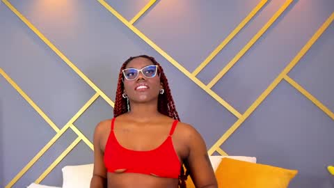 Snapshot of alaia_colins chatting on 12.20.24 alaia_colins online show from 12.20.24