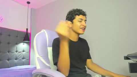 Alam online show from 10.15.25