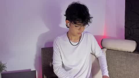 Snapshot of alan18n chatting on 03.11.25 alan18n online show from 03.11.25