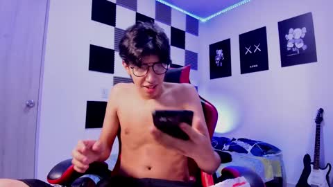 Alan Boy online show from 10.11.25