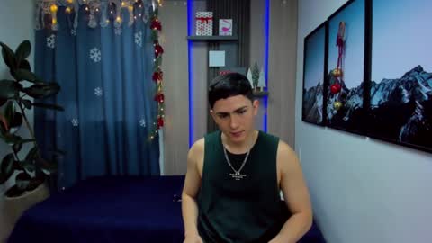 Alan  Kevin can we reach 100 thumbs up please guys  online show from 12.29.24