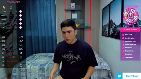 Alan  Kevin can we reach 100 thumbs up please guys  online show from 01.18.25