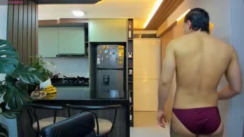 Alan  Kevin can we reach 100 thumbs up please guys  online show from 09.21.25