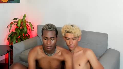 Alan and Criss - WE JUST FRIENDS WITH BENEFITS BOTH VERS online show from 12.24.24