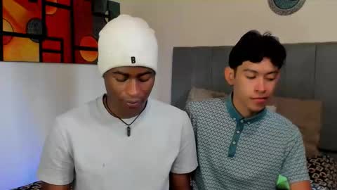 Alan and Criss - WE JUST FRIENDS WITH BENEFITS BOTH VERS online show from 11.15.25