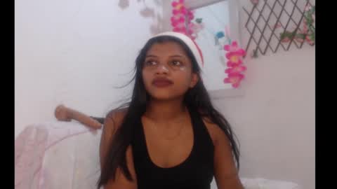 Snapshot of alana_2024 chatting on 12.16.24 Working hours pm to am every day online show from 12.16.24