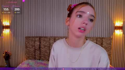 Snapshot of alana_333 chatting on 02.13.25 A L A N A online show from 02.13.25