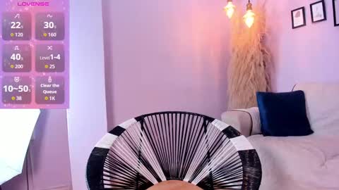 Snapshot of alana__rossetti chatting on 09.15.25 Alana online show from 09.15.25