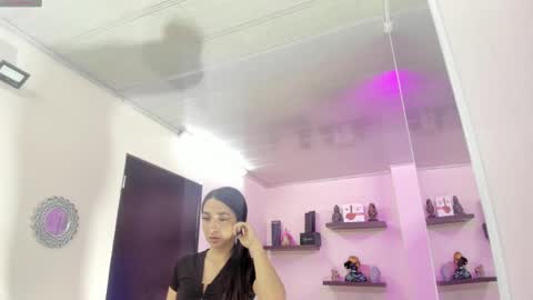 Maeve  online show from 03.08.25