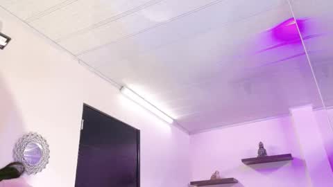 Maeve  online show from 10.09.25