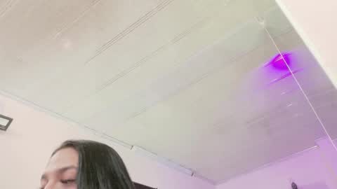 Maeve  online show from 10.27.25