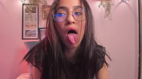 Alana online show from 12.03.25