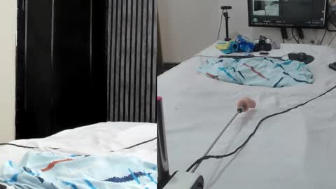 Alana online show from 03.25.26