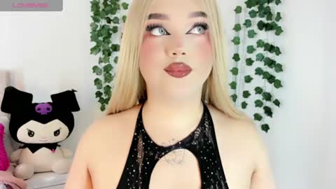 Snapshot of alana_muller_ chatting on 06.18.26 Alana Muller online show from 06.18.26