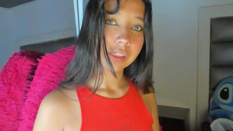 Snapshot of alana_noir chatting on 10.17.25 alana online show from 10.17.25