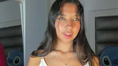 Snapshot of alana_noir chatting on 10.20.25 alana online show from 10.20.25