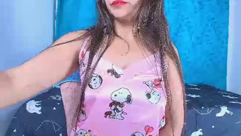 alana_pink95 online show from 06.19.26