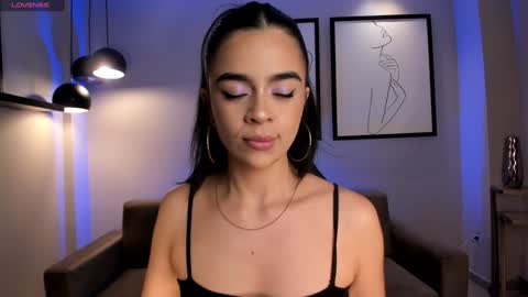 Alana online show from 12.31.24